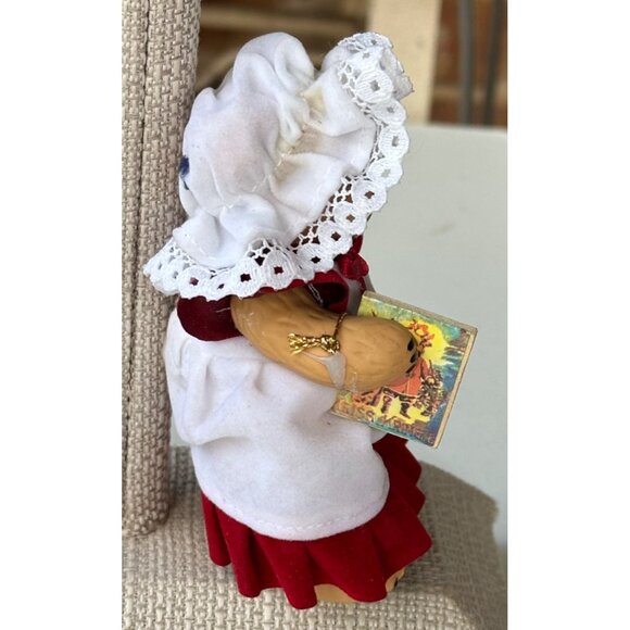 Tan Bear Figurine w/Bonnet Cloth Outfit and Storybook 4.5" Tall (READ) - Picture 13 of 15